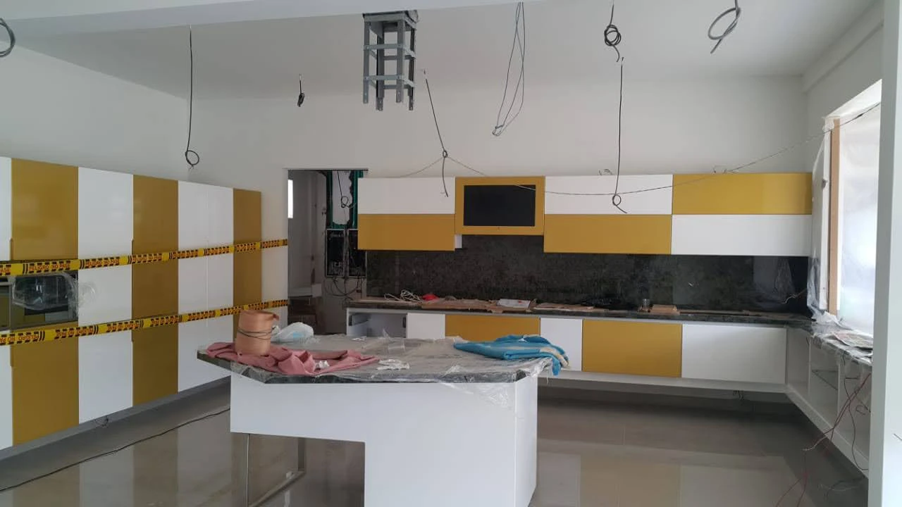 877b5e3f-18f5-4f29-9c1b-443d84759819